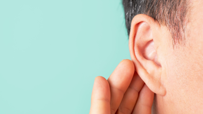 Descubra com Alexandre Costa Pedrosa como pequenos cuidados diários podem fortalecer sua saúde auditiva e prevenir problemas futuros.