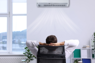 O conforto térmico é um pilar invisível que fortalece o bem-estar e a valorização imobiliária. Alex Nabuco Dos Santos evidencia a importância desse diferencial técnico.